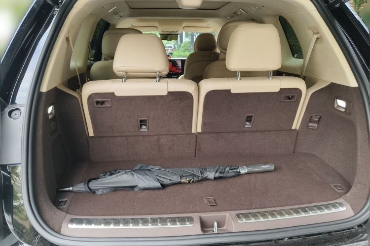 Used Hima AITO M9 2024 Range-Extended Ultra Version 42 kWh 6-Seater Model Trunk