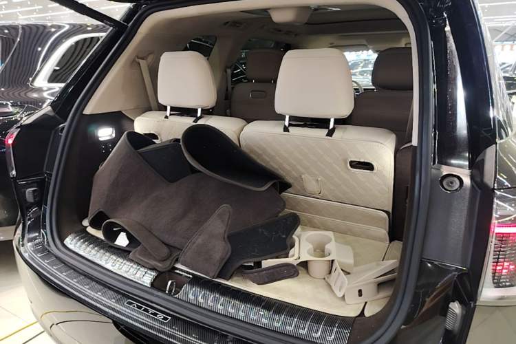 Used Hima AITO M9 2024 Range-Extended Ultra Version 52 kWh 6-Seater Model Trunk
