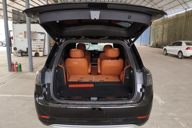 Used Hima AITO M9 2024 Range-Extended Ultra Version 42 kWh 6-Seater Model Trunk