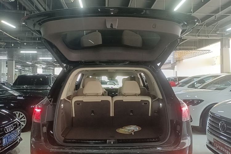 Used Hima AITO M9 2024 Range-Extended Ultra Version 52 kWh 6-Seater Model Trunk