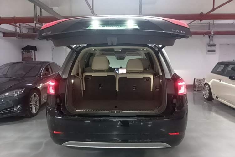 Used Hima AITO M9 2024 Range-Extended Ultra Version 42 kWh 6-Seater Model Trunk
