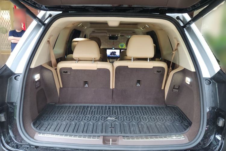Used Hima AITO M9 2024 Range-Extended Ultra Version 42 kWh 6-Seater Model Trunk