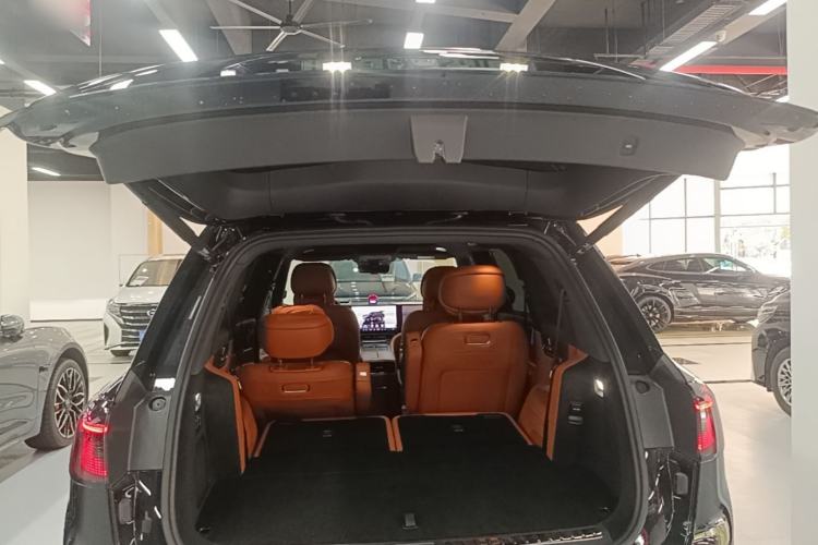 Used Hima AITO M9 2024 Range-Extended Max Edition 42 kWh 6-Seater Version Trunk