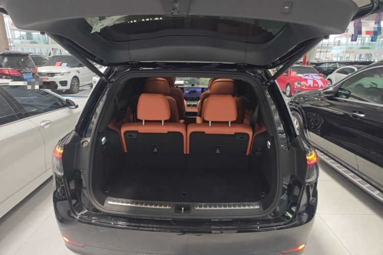 Used Hima AITO M9 2024 Range-Extended Ultra Version 52 kWh 6-Seater Model Trunk