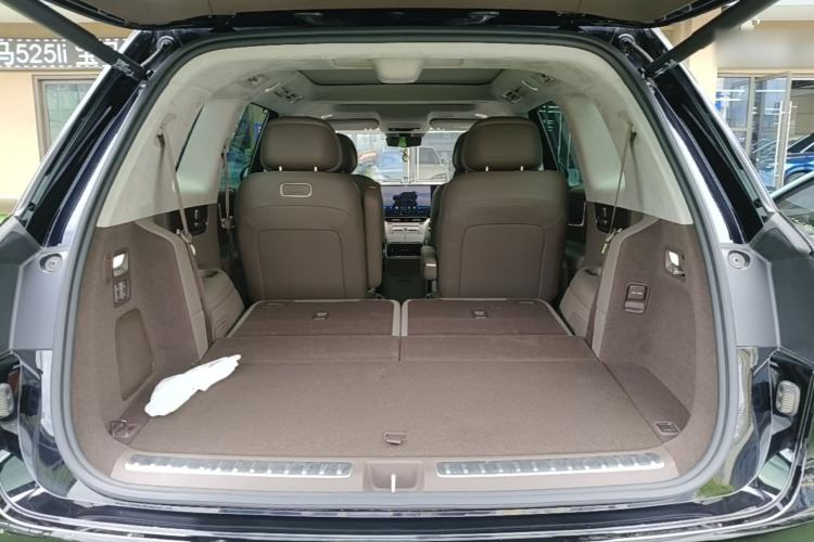 Used Hima AITO M9 2024 Range-Extended Ultra Version 52 kWh 6-Seater Model Trunk