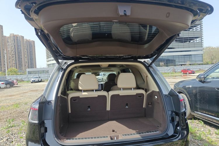 Used Hima AITO M9 2024 Range-Extended Ultra Version 42 kWh 6-Seater Model Trunk