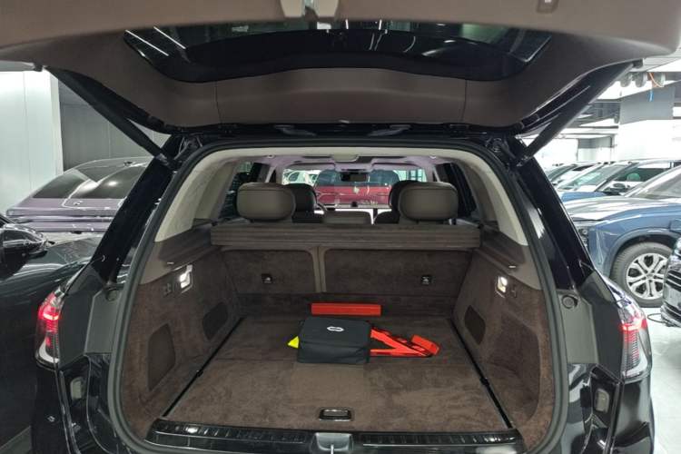 Used Hima AITO M9 2024 Range-Extended Ultra Version 52 kWh 5-Seater Model Trunk