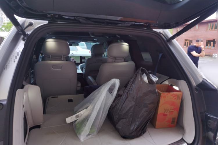 Used Hima AITO M9 2024 All-Electric Ultra Version 100 kWh 6-Seater Model Trunk