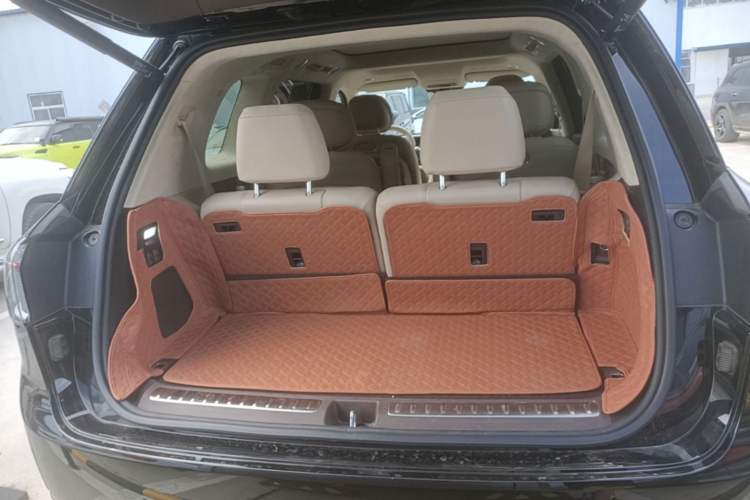 Used Hima AITO M9 2024 Range-Extended Max Edition 42 kWh 6-Seater Version Trunk