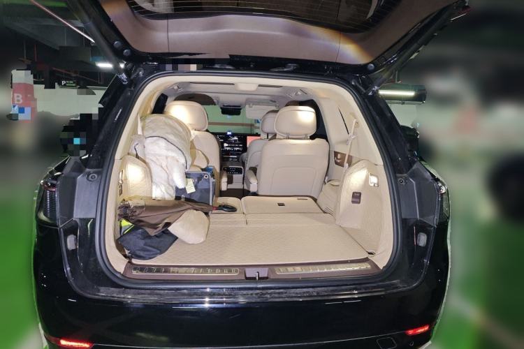 Used Hima AITO M9 2024 Range-Extended Ultra Version 52 kWh 6-Seater Model Trunk