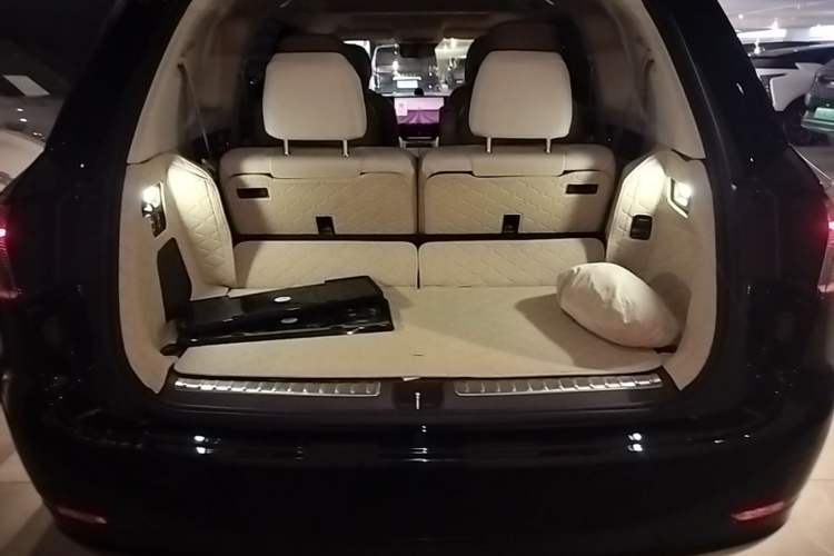 Used Hima AITO M9 2024 Range-Extended Max Edition 42 kWh 6-Seater Version Trunk
