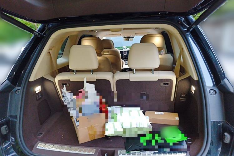 Used Hima AITO M9 2024 Range-Extended Ultra Version 42 kWh 6-Seater Model Trunk