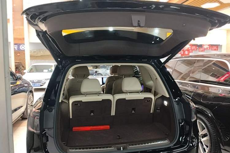 Used Hima AITO M9 2024 Range-Extended Ultra Version 52 kWh 6-Seater Model Trunk