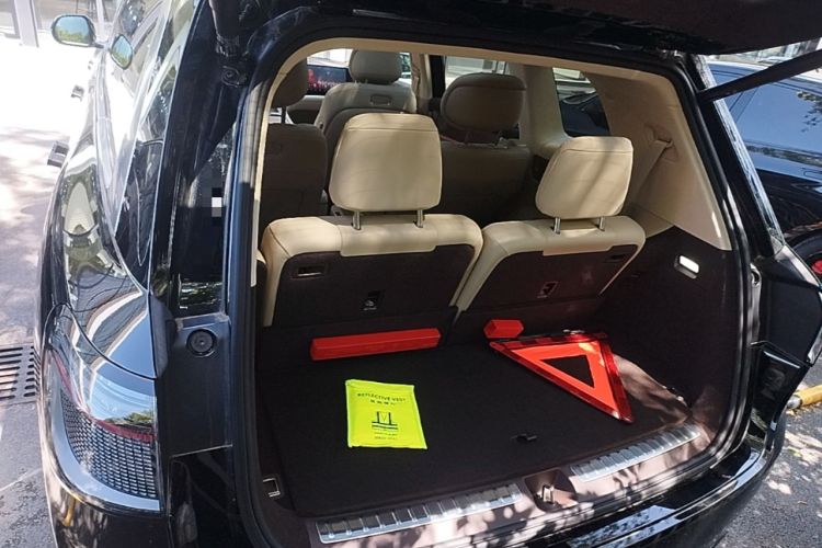 Used Hima AITO M9 2024 Range-Extended Ultra Version 42 kWh 6-Seater Model Trunk