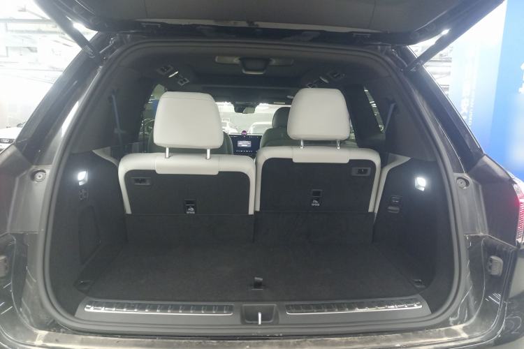 Used Hima AITO M9 2024 Range-Extended Ultra Version 42 kWh 6-Seater Model Trunk