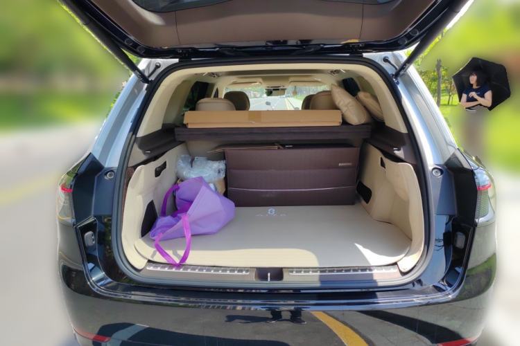 Used Hima AITO M9 2024 Range-Extended Max Edition 42 kWh 5-Seater Version Trunk