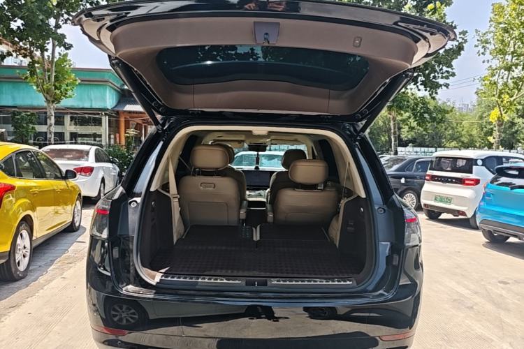 Used Hima AITO M9 2024 Range-Extended Ultra Version 42 kWh 6-Seater Model Trunk