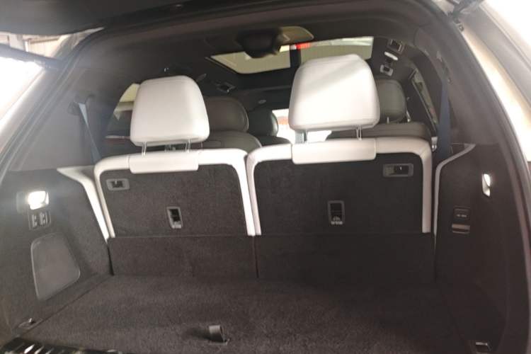 Used Hima AITO M9 2024 Range-Extended Ultra Version 42 kWh 6-Seater Model Trunk