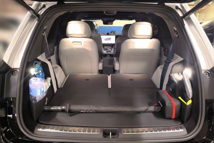 Used Hima AITO M9 2024 Range-Extended Ultra Version 52 kWh 6-Seater Model Trunk