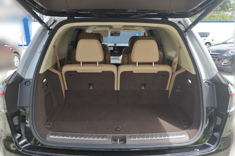 Used Hima AITO M9 2024 Range-Extended Ultra Version 42 kWh 6-Seater Model Trunk
