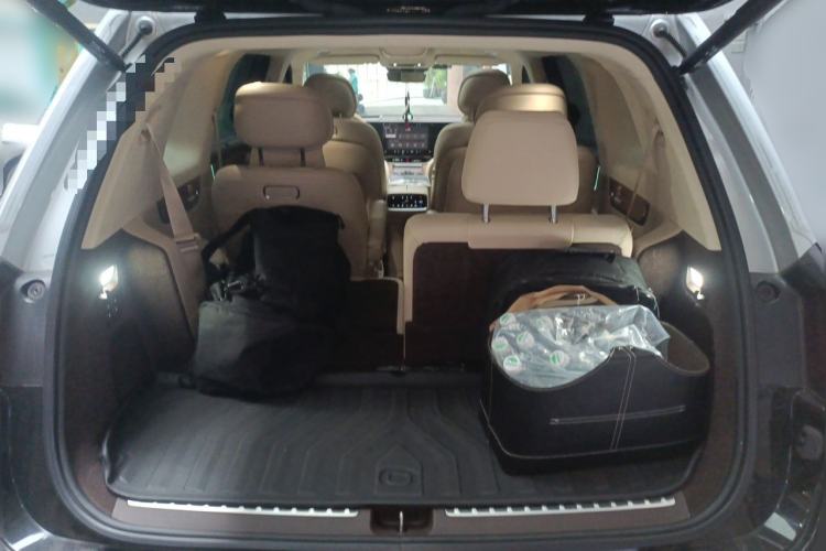 Used Hima AITO M9 2024 Range-Extended Ultra Version 42 kWh 6-Seater Model Trunk