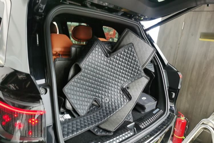Used Hima AITO M9 2024 Range-Extended Max Edition 52 kWh 6-Seater Version Trunk