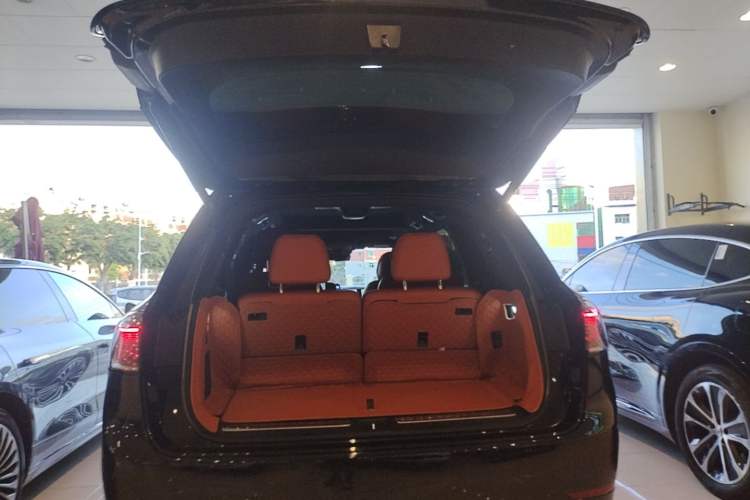 Used Hima AITO M9 2024 Range-Extended Ultra Version 42 kWh 6-Seater Model Trunk