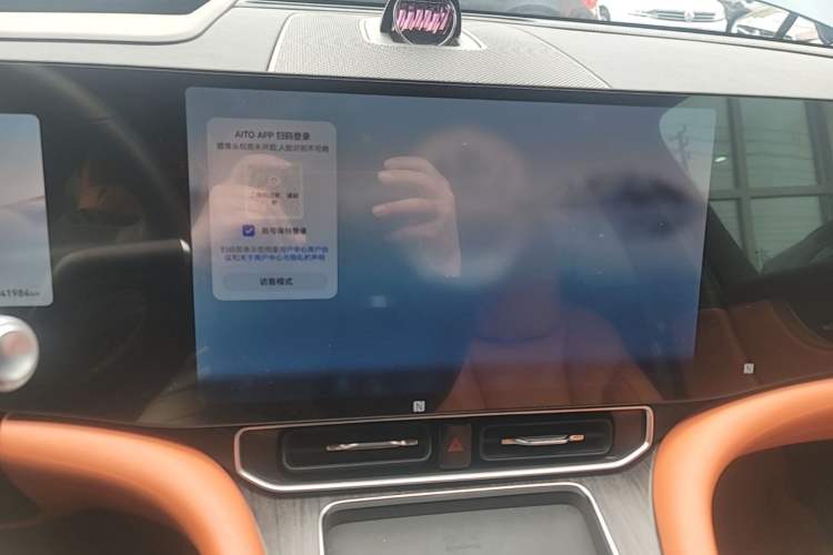 Used Hima AITO M9 2024 Range-Extended Ultra Version 42 kWh 6-Seater Model Audio And AC Panel