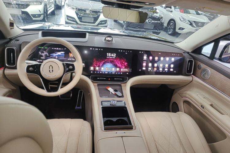 Used Hima AITO M9 2024 Range-Extended Ultra Version 42 kWh 6-Seater Model Center Console