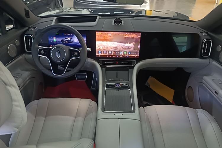 Used Hima AITO M9 2024 Range-Extended Max Edition 42 kWh 6-Seater Version Center Console