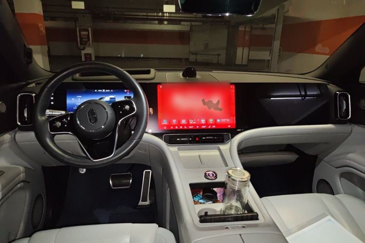 Used Hima AITO M9 2024 Range-Extended Ultra Version 42 kWh 6-Seater Model Center Console