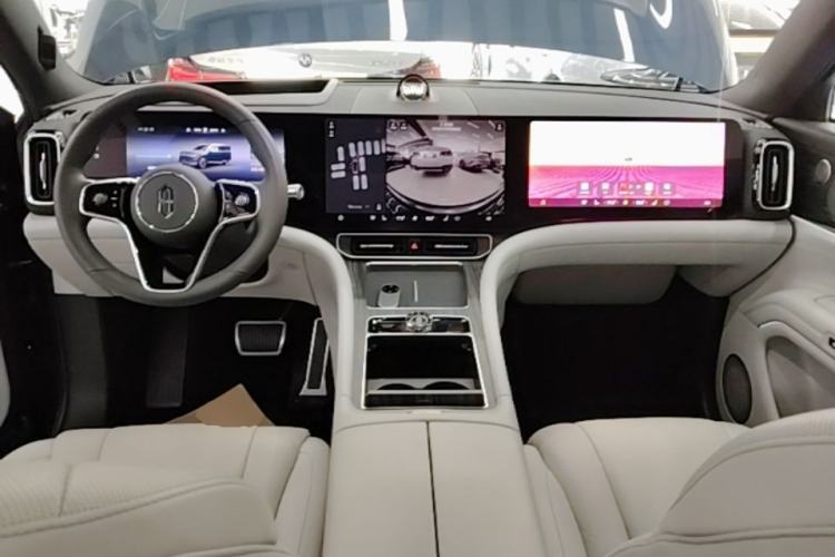 Used Hima AITO M9 2024 Range-Extended Ultra Version 42 kWh 6-Seater Model Center Console
