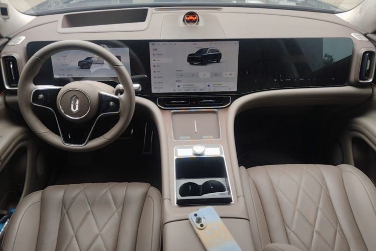 Used Hima AITO M9 2024 Range-Extended Ultra Version 52 kWh 5-Seater Model Center Console