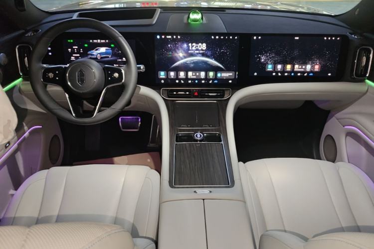 Used Hima AITO M9 2024 Range-Extended Max Edition 42 kWh 6-Seater Version Center Console