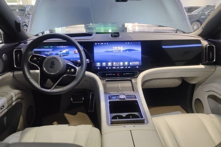 Used Hima AITO M9 2024 Range-Extended Ultra Version 42 kWh 6-Seater Model Center Console