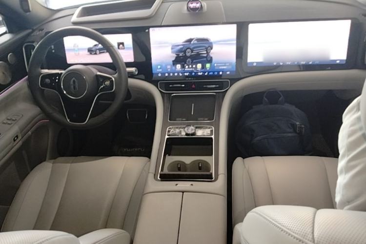 Used Hima AITO M9 2024 Range-Extended Ultra Version 52 kWh 5-Seater Model Center Console