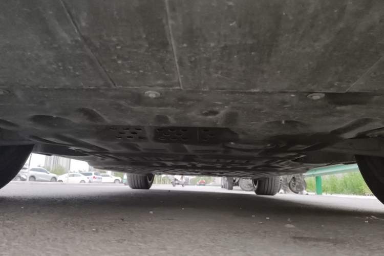 Used Hima AITO M9 2024 Range-Extended Max Edition 42 kWh 6-Seater Version Chassis Front