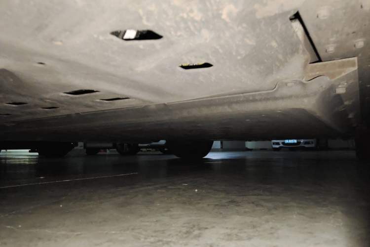 Used Hima AITO M9 2024 Range-Extended Max Edition 42 kWh 6-Seater Version Chassis Front Left