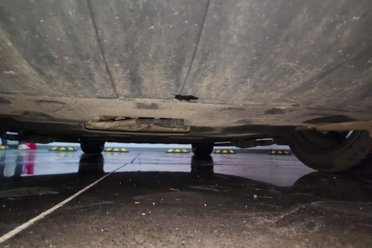 Used Hima AITO M9 2024 Range-Extended Ultra Version 42 kWh 6-Seater Model Chassis Front