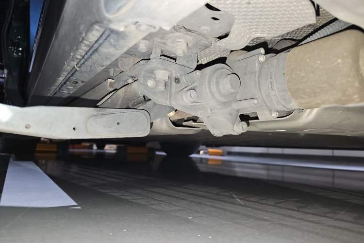 Used Hima AITO M9 2024 Range-Extended Ultra Version 42 kWh 6-Seater Model Chassis Front Right