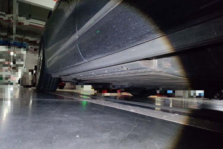Used Hima AITO M9 2024 Range-Extended Ultra Version 42 kWh 6-Seater Model Chassis Rear Left