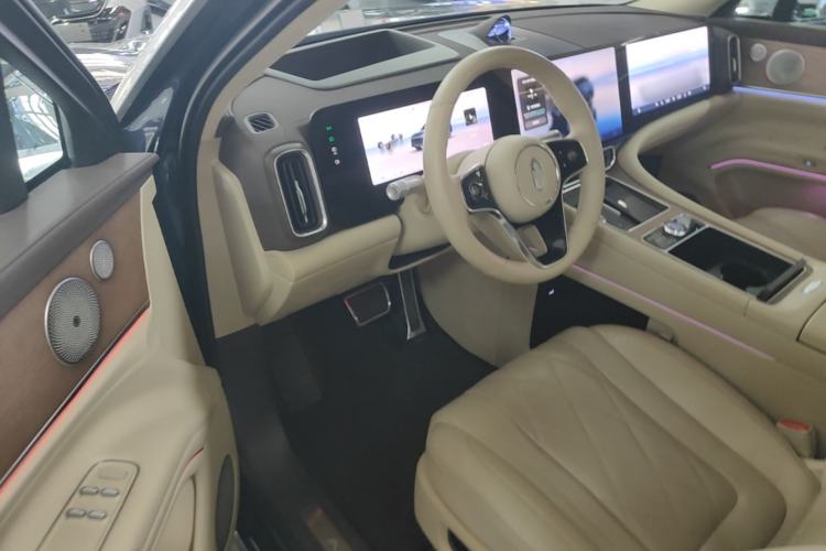 Used Hima AITO M9 2024 Range-Extended Ultra Version 42 kWh 6-Seater Model Driver Seat