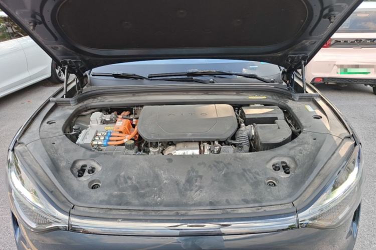 Used Hima AITO M9 2024 Range-Extended Ultra Version 42 kWh 6-Seater Model Engine Bay