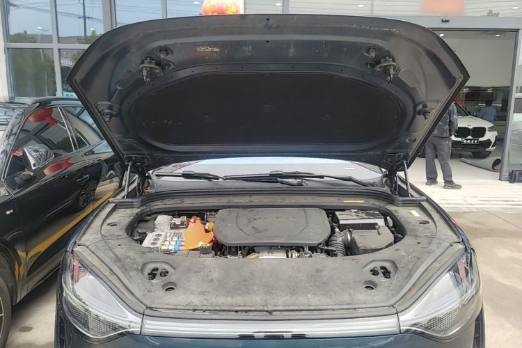 Used Hima AITO M9 2024 Range-Extended Ultra Version 42 kWh 6-Seater Model Engine Bay