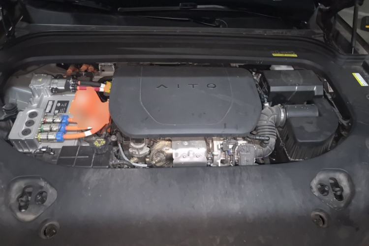 Used Hima AITO M9 2024 Range-Extended Ultra Version 42 kWh 6-Seater Model Engine Bay