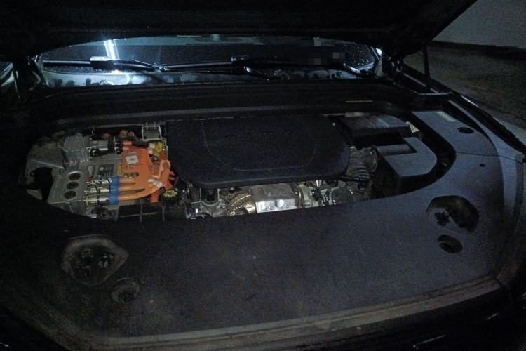 Used Hima AITO M9 2024 Range-Extended Ultra Version 42 kWh 6-Seater Model Engine Bay