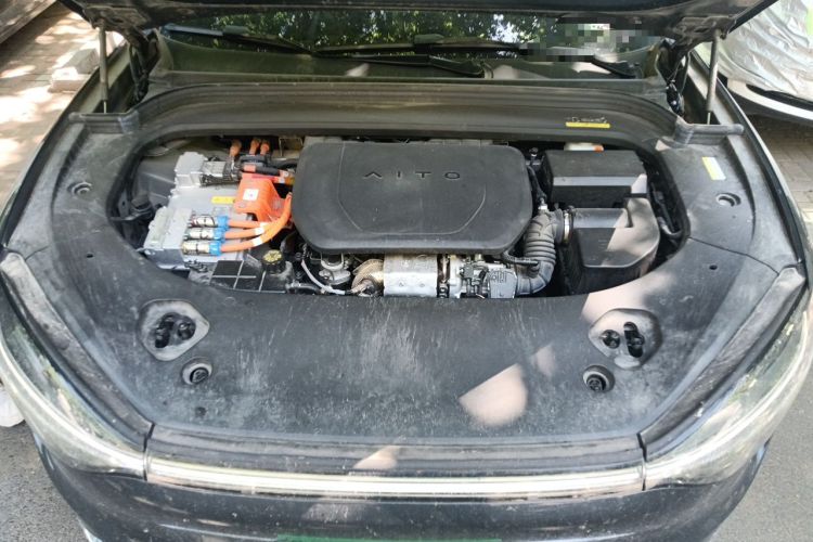 Used Hima AITO M9 2024 Range-Extended Ultra Version 42 kWh 6-Seater Model Engine Bay