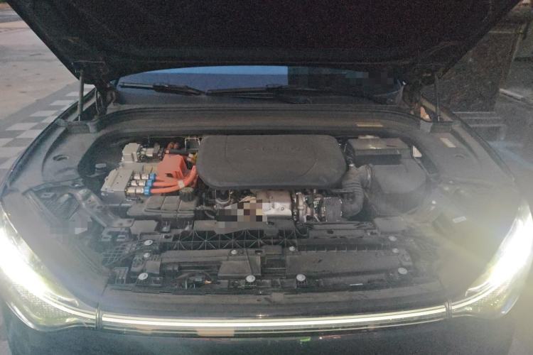 Used Hima AITO M9 2024 Range-Extended Ultra Version 52 kWh 6-Seater Model Engine Bay