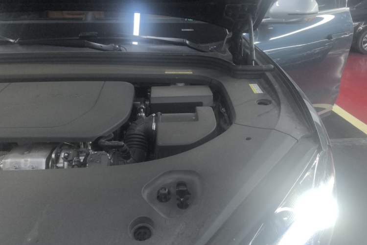 Used Hima AITO M9 2024 Range-Extended Ultra Version 42 kWh 6-Seater Model Engine Bay Left