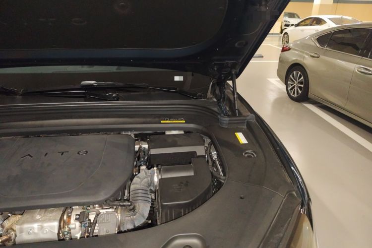 Used Hima AITO M9 2024 Range-Extended Max Edition 52 kWh 6-Seater Version Engine Bay Left